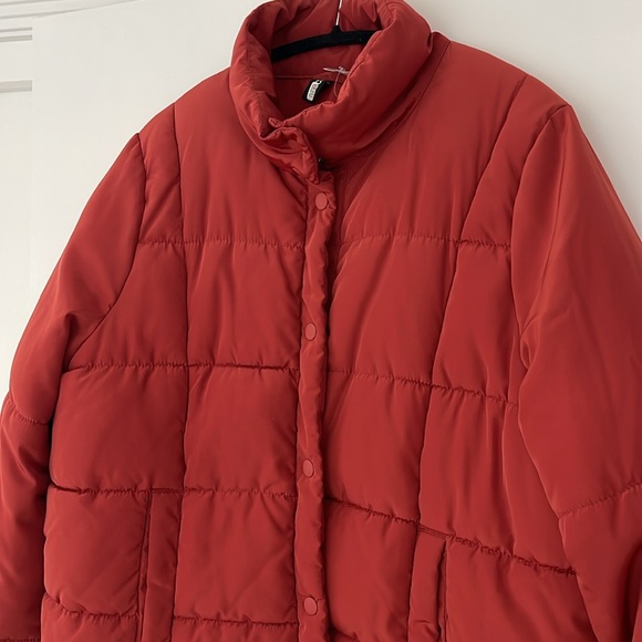 H&M Rust Puffer - Picture 3 of 4